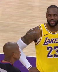  布克空砍60分，太阳憾负凯尔特人