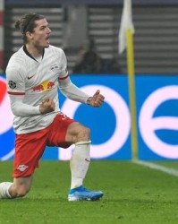 21, 兰斯门将超远距离手抛球助攻破门  