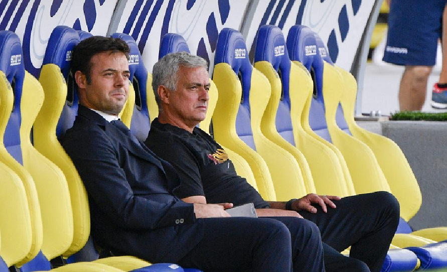  罗马主帅赛后批评裁判判罚不公  