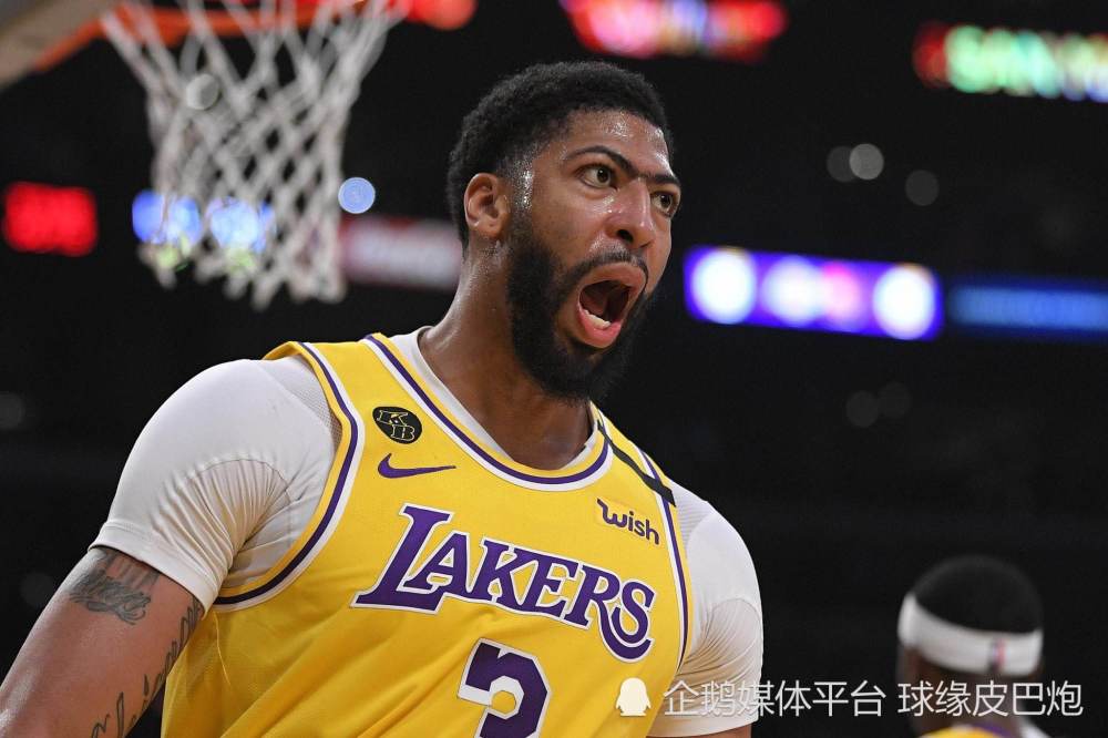  浓眉哥28+17湖人力克国王  